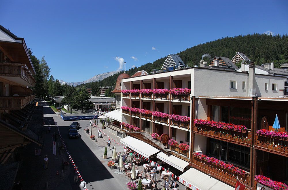 Hotel Olympic - Montana Center Crans-Montana Exterior photo